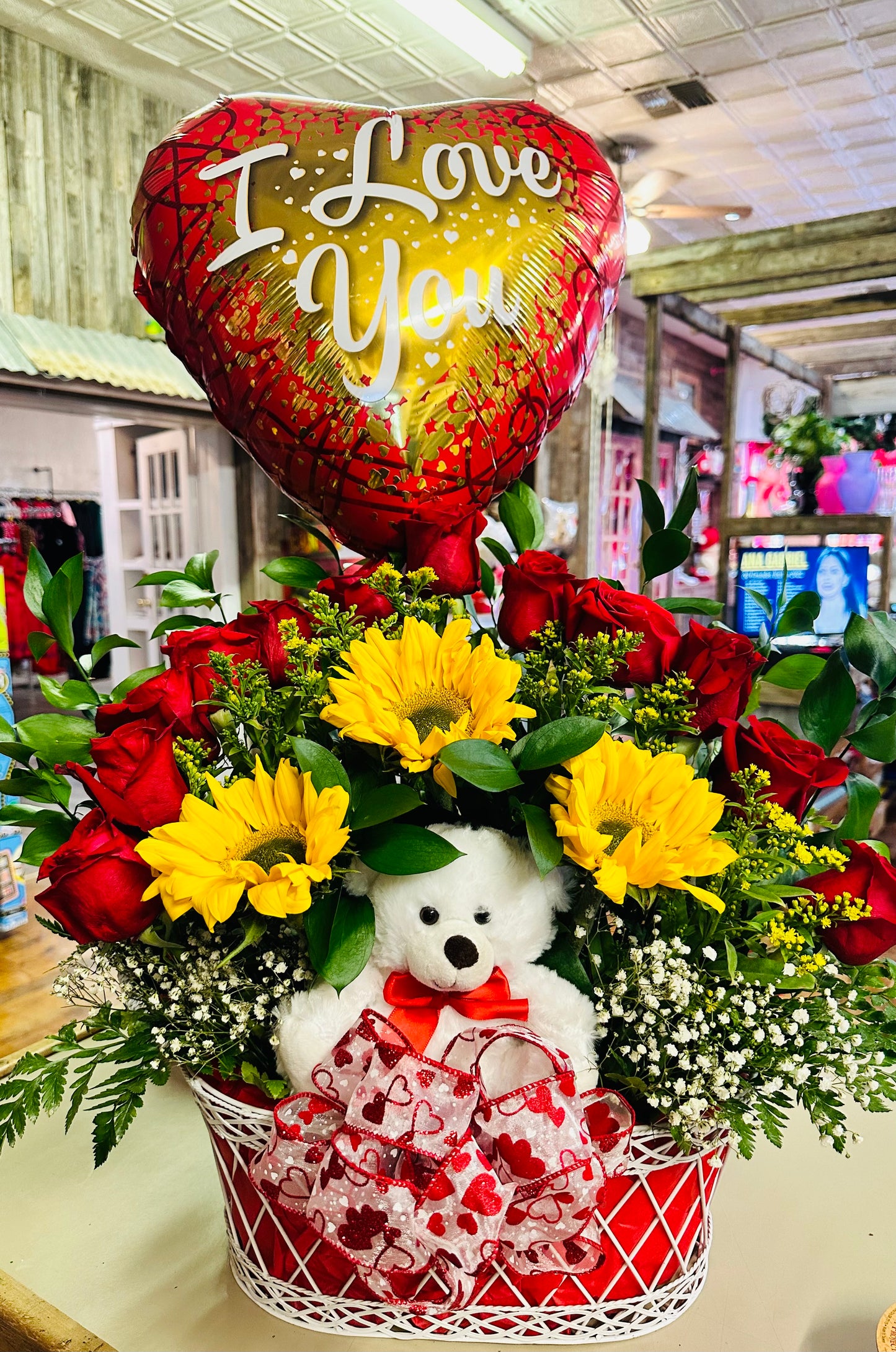 3 SUNNIES LOVE BASKET