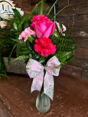Deluxe Pink Bud Vase