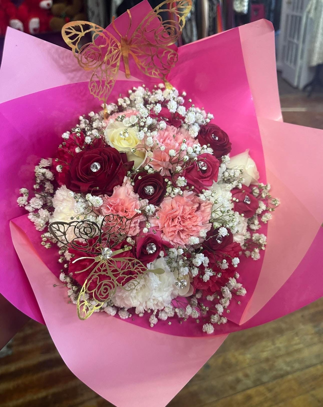 MIXED FLORAL BOUQUETS